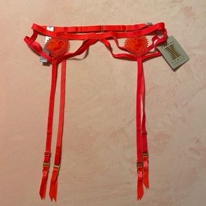 Savage X Fenty garter belt